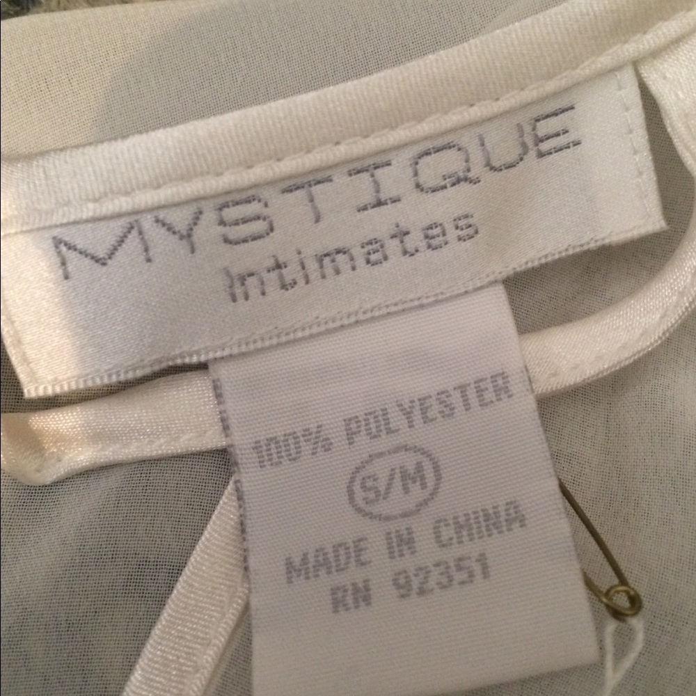 Intimates "robe" - Picture 4 of 6